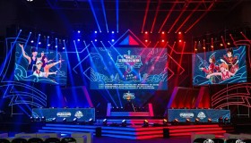 电竞蜂12强战队福州巅峰对决赛事盛启